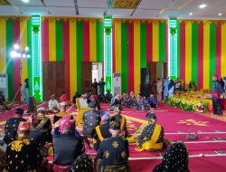 Danlanal Bintan Turut Hadiri Acara Penganugerahan Gelar Kebesaran Adat Kepri