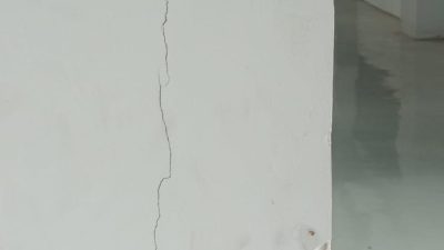 Kontraktor Tak Berjejak, Dinding Retak: Proyek Rusun Rawa Bebek Kian Misterius