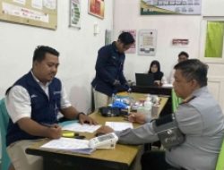 Momentum Hari Kesehatan Nasional, Lapas Narkotika Samarinda Gandeng Kimia Farma Berikan Layanan Pemeriksaan Kesehatan