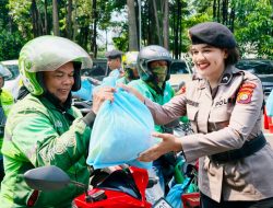 Sinergi Humanis Polda Metro Jaya Ajak Ojol dan PHL Jaga Jakarta Lewat Jumat Peduli*