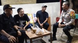 Polsek Cempaka Putih Sambangi Pos Kamling, Perkuat Sinergi Warga Jaga Kamtibmas