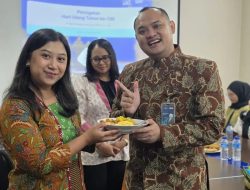 Insan BRILiaN TB Simatupang Terima Apresiasi 20 Tahun Pengabdian di HUT BRI