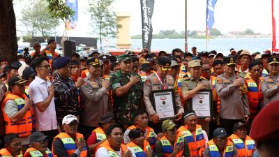 Dandim 0502/Jakarta Utara Hadiri Apel Besar Nelayan Kamtibmas Kepulauan Seribu Tahun 2025