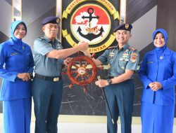 Sebagai Bentuk Penghormatan Kepada Pejabat Lama dan Baru, Lanal Bintan Selenggarakan Pisah Sambut Komandan Lanal Bintan