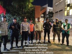 Polsek Metro Menteng Amankan Misa Natal Gereja Ignatius Loyola Berjalan Aman dan Kondusif
