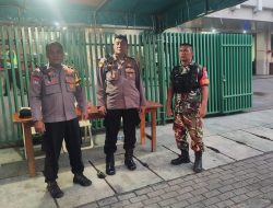 Sinergi Pengamanan Humanis Warnai Misa Malam Natal di Gereja Kristus Raja