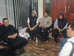 Kasat Binmas Polres Metro Jakarta Pusat Sambangi Kediaman Korban Tawuran