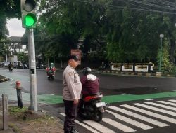 Personel Polsubsektor Cut Mutia Siaga, Arus Pagi Cokroaminoto Tetap Lancar