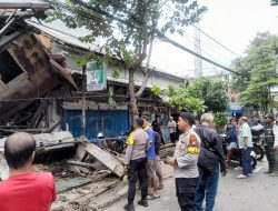 Polri Gerak Cepat Cek TKP Bangunan Roboh di Kemayoran, Pastikan Situasi Aman dan Nihil Korban