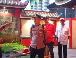 Kapolsek Metro Tanah Abang Cek Kesiapan Personel Pelayanan Ibadah Imlek 2026 di Vihara Hok Tek Ceng Sin
