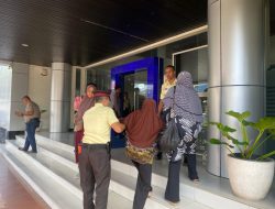 Aksi Sigap Satpam BRI Cilegon Bantu Nasabah Lansia, Wujud Pelayanan Profesional untuk Semua Kalangan