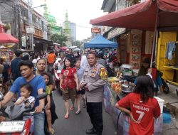 Bhabinkamtibmas Karang Anyar Monitoring Pasar Tumpah Takjil di Sawah Besar, Antisipasi Kejahatan Jelang Berbuka