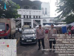 Polsek Metro Menteng Hadir Amankan Pasar Tumpah Ramadhan Masjid Cut Mutia