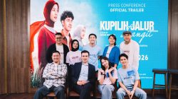 Zee Asadel & Emir Mahira Sah Sebagai Pasutri di Official Trailer Film “Kupilih Jalur Langit”: Saat Akad Sudah Diucap, Namun Hati Suami Masih Milik Wanita Lain