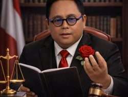 Perkumpulan Praktisi Hukum dan Ahli Hukum Indonesia (Petisi Ahli) Siapkan 1000 Pengacara Dukung Polri Hadapi Gugatan CLS Kasus Ijazah Jokowi