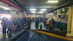 Polisi Kawal Aksi Damai Sekuriti Pasar Metro di Lantai 8 Pengelola Pasar Tanah Abang