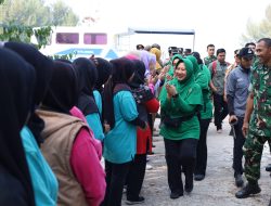 Sambut Hari Anak Nasional 2026, Ketua Persit KCK PD Jaya Gelar Bakti Sosial di Kepulauan Seribu