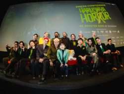 Film Harusnya Horror Ending-nya Bikin Nangis, Debut Sutradara Reza “Arap” Oktovian lewat Komedi-Horor yang Lucu, Absurd, Namun Tetap Memiliki Hati, Ketika Cinta dan Sahabat Adalah Makna di Atas Kehidupan
