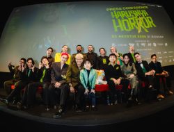 Film Harusnya Horror Ending-nya Bikin Nangis, Debut Sutradara Reza “Arap” Oktovian lewat Komedi-Horor yang Lucu, Absurd, Namun Tetap Memiliki Hati, Ketika Cinta dan Sahabat Adalah Makna di Atas Kehidupan