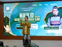 Pegadaian Gelar Pengajian Maulid Nabi, Ustadz Maulana  Berikan Tausiyah Kepada Pegawai