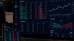 Mendorong Literasi Pasar Modal melalui Rich Digital Store dan Edukasi Saham Berbasis Data