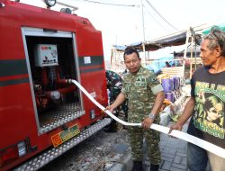 Koramil 05/Cilincing Salurkan Air Bersih untuk Warga Kalibaru, Rangkaian Bakti TNI AD HUT ke-81